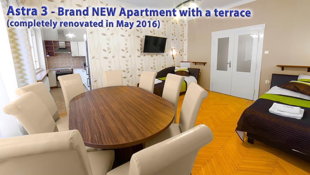 Astra 3 - Large Apartment With Terrace Praga Zewnętrze zdjęcie