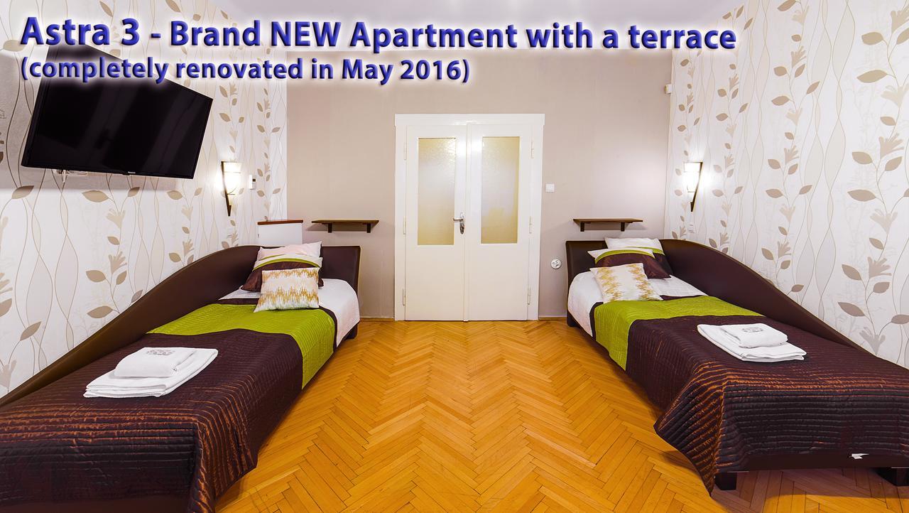 Astra 3 - Large Apartment With Terrace Praga Zewnętrze zdjęcie